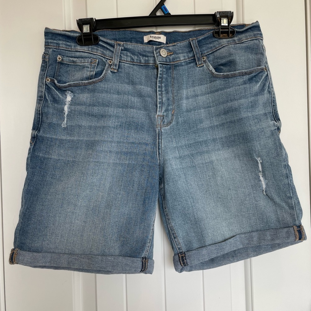 Kensie Bermuda Shorts